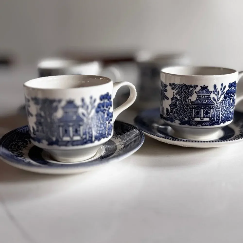 Vintage Churchill Blue Willow Tea Cups Saucers Set of 4 Georgian Shape Flat Eng
